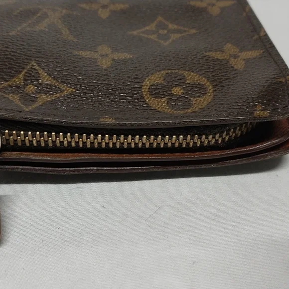 Louis Vuitton Brown Monogram Wallet - Picture 6 of 16